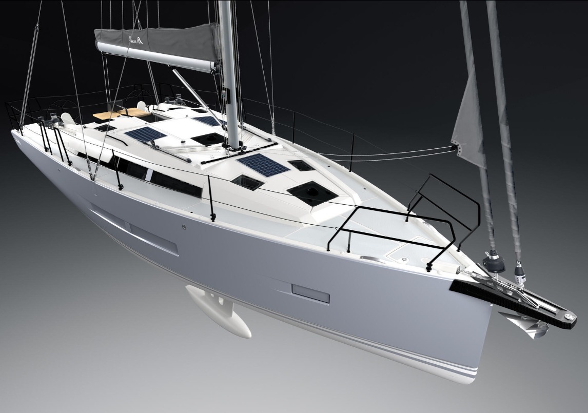 The new Hanse 360 deck layout
